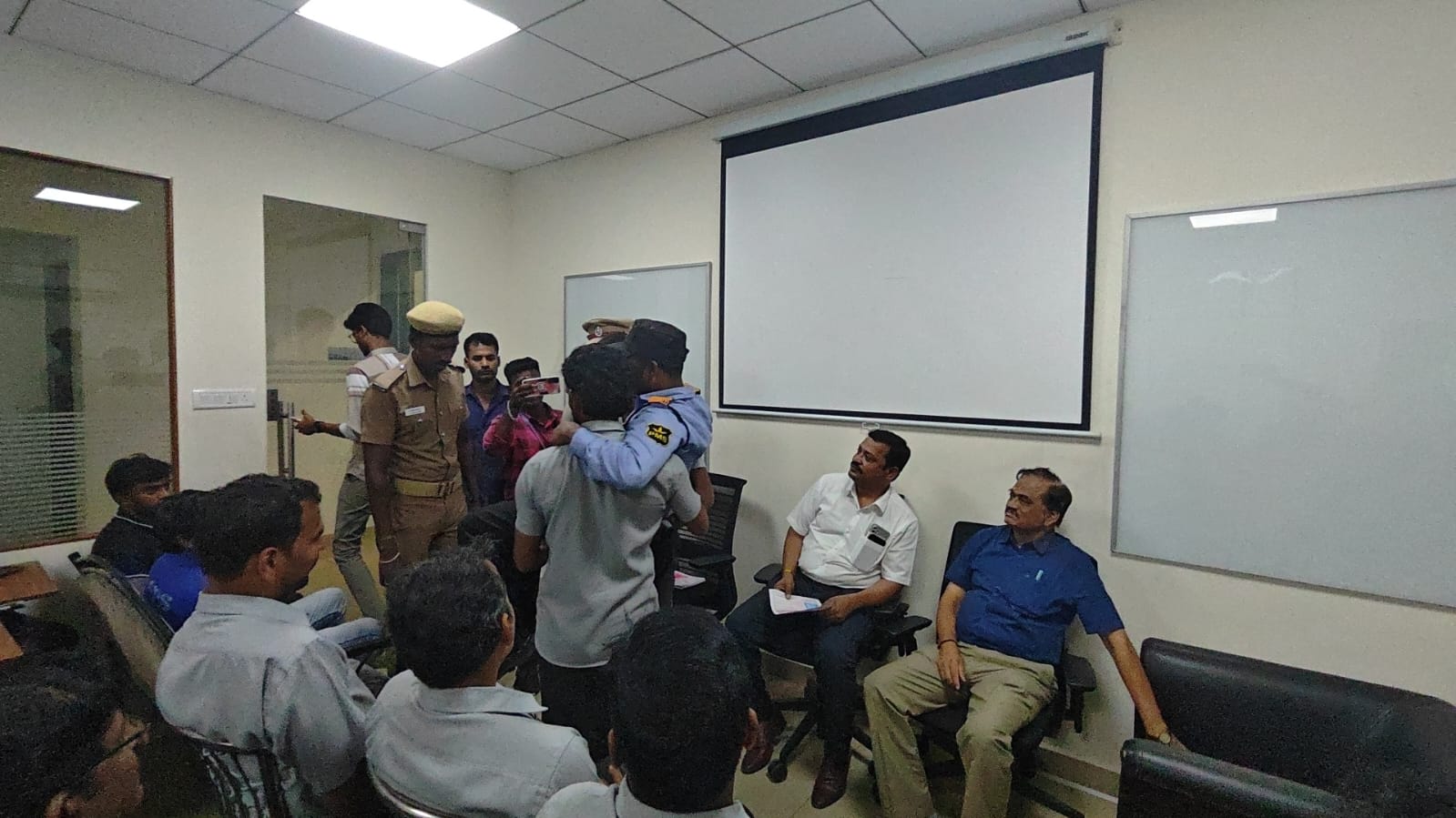 Fire Protection System Training Session - Image 14